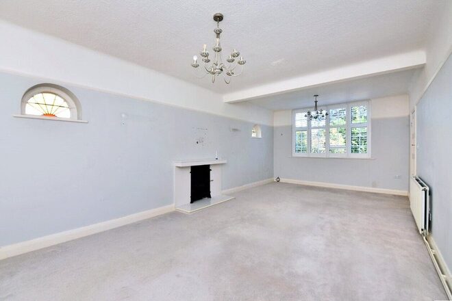 Fiddicroft Avenue, Surrey, SM7