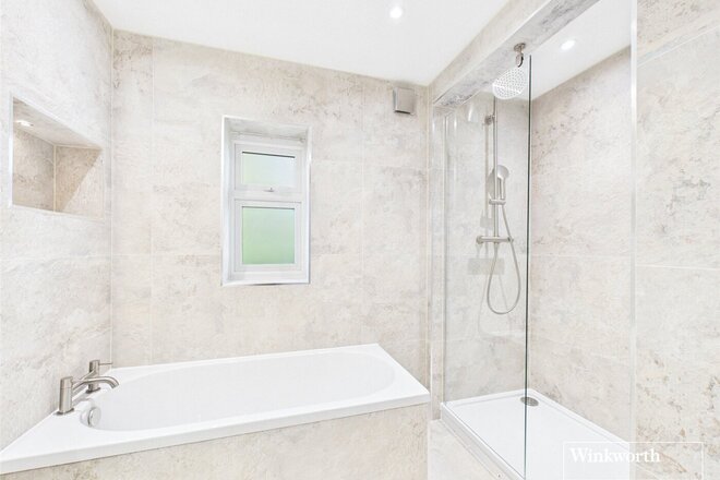 Hawthorne Road, Reading, RG4