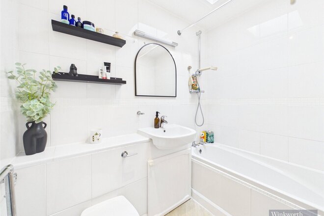 Eaton Drive, Kingston upon Thames, KT2