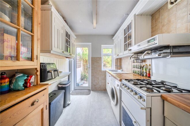 Manor Lane, Lee, SE13