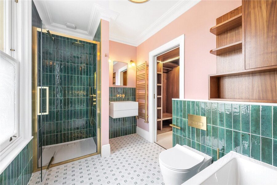 Ensuite