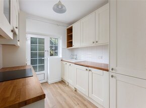 Kew Road, Richmond, TW9