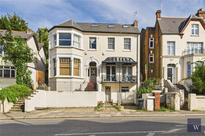 Norwood Road, London, SE24