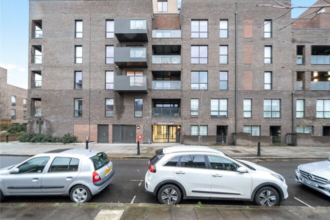 Aston Street, London, E14