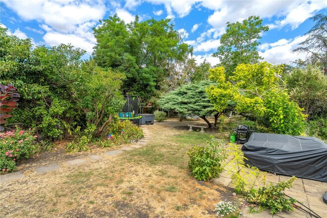 Eastgate, Peterborough, PE6
