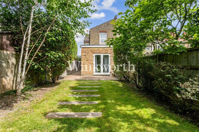 Meadowcroft Road, London, N13