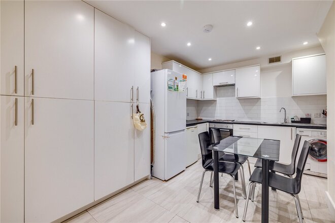 Chancellors Road, London, W6