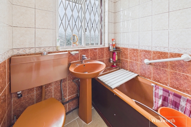 Reynolds Drive, Edgware, HA8