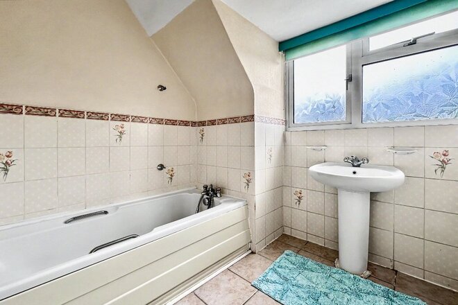 Coy Pond Road, Dorset, BH12