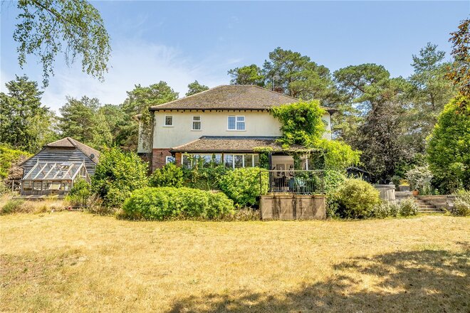 Sandy Lane, Farnham, GU10