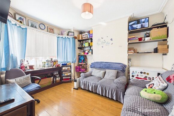 Kenton Road, Harrow, HA3