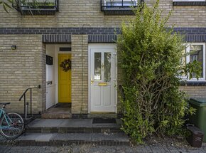 Chargrove Close, London, SE16