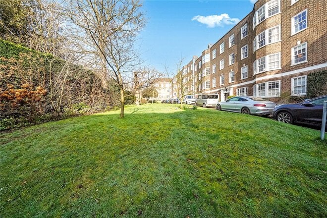 South Grove, London, N6