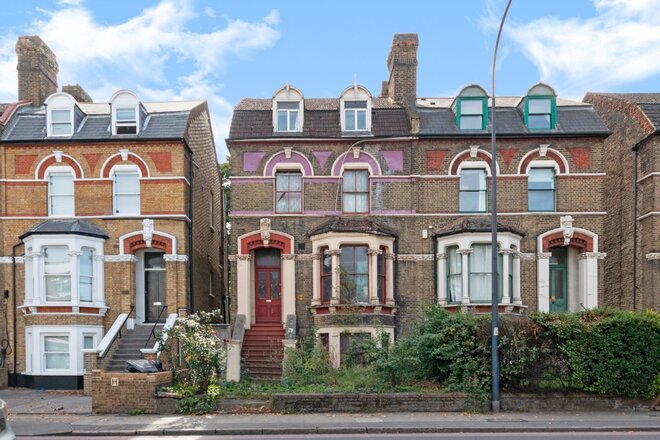 Queens Road, London, SE14