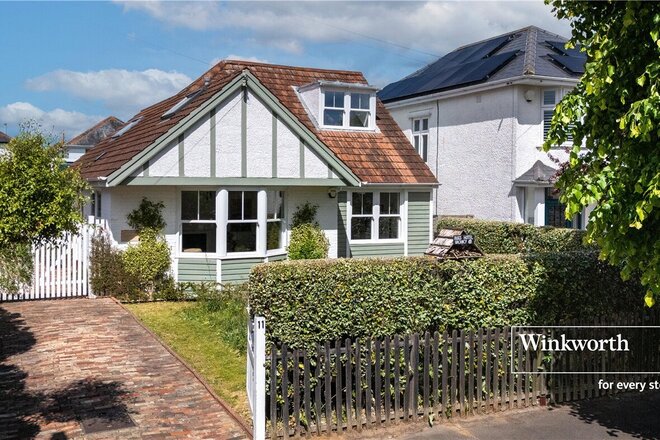 Broadlands Avenue, Dorset, BH6