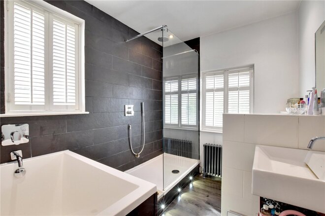 Manor Lane, Hither Green, SE13