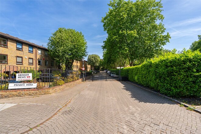 Abinger Mews, Maida Hill, W9