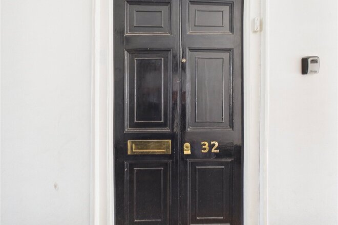 Castle Street, Devon, EX16