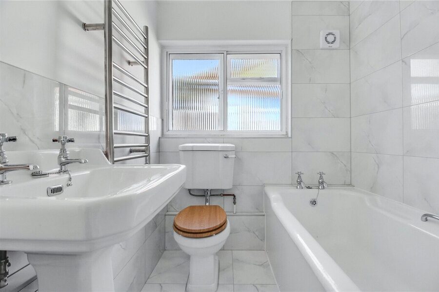 Bathroom En-Suite