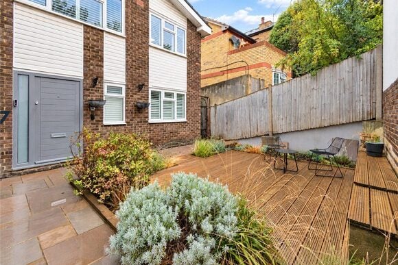 Mount Adon Park, East Dulwich, SE22