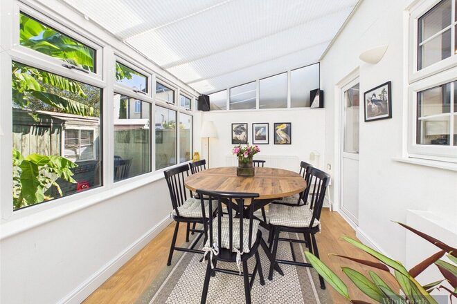 Ferguson Avenue, Surbiton, KT5