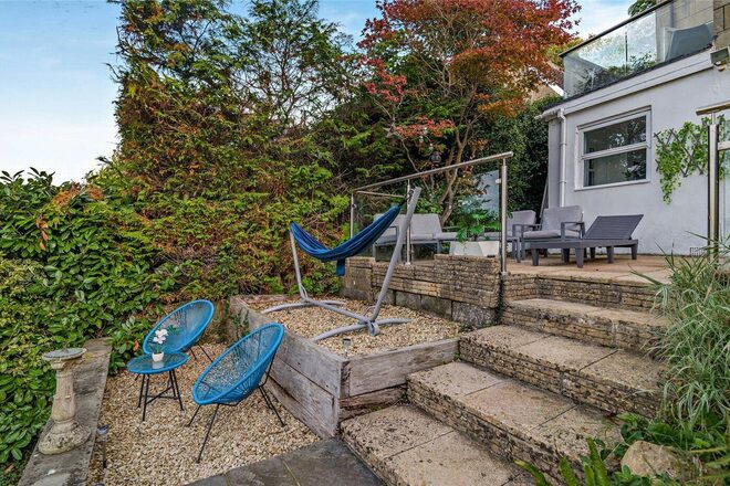 Warminster Road, Bath, BA2