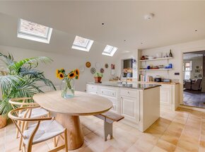 Gastein Road, London, W6