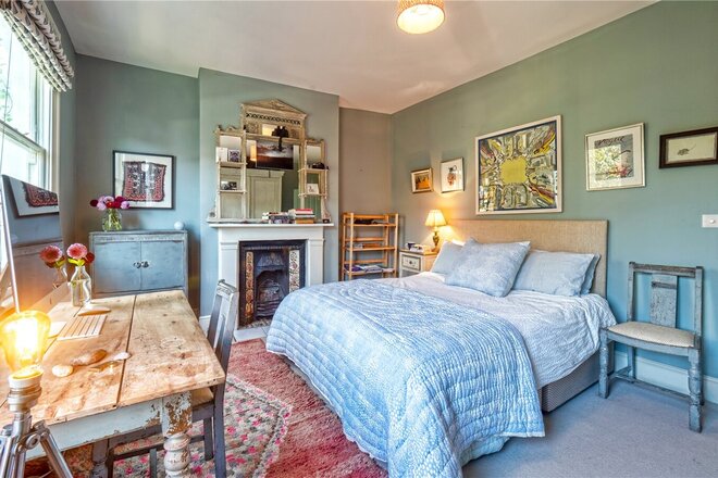 Chaucer Road, London, SE24