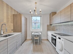 Randolph Avenue, London, W9