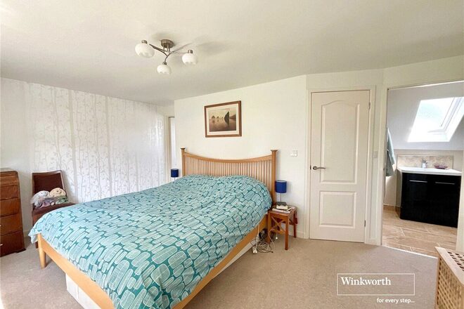 Pinewood Road, Christchurch, BH23