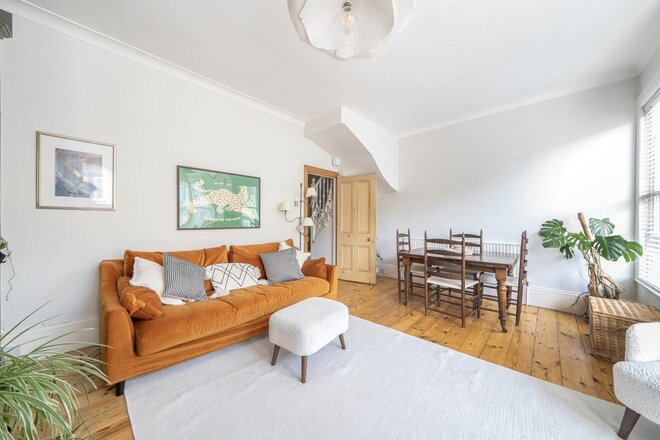 Ommaney Road, London, SE14