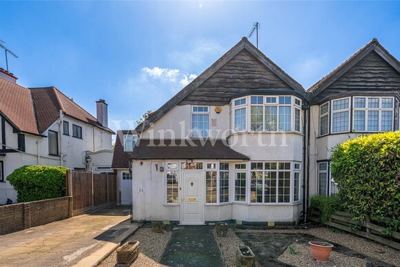 The Vale, London, NW11