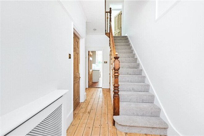 Martindale, London, SW14
