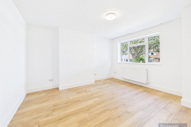Verona Drive, Surbiton, KT6