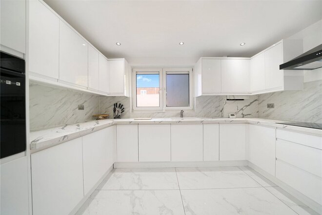 Girdlestone Walk, London, N19