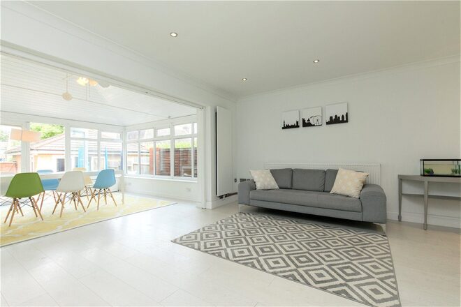 Montgomerie Mews, London, SE23