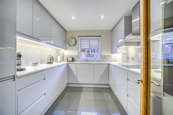 Belle Vue Road, Poole, BH14