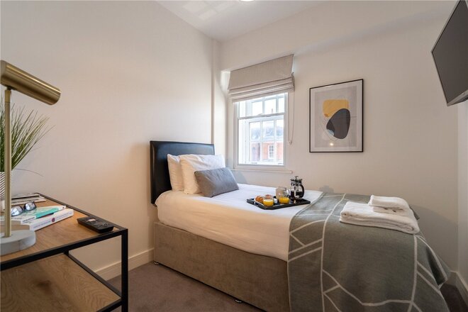 Wellington House, Reading, RG1