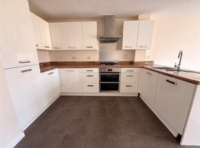 Cutforth Way, Hampshire, SO51