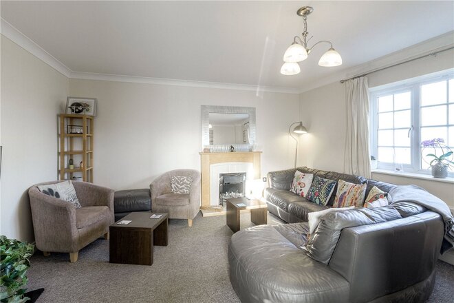 Dainty Grove, Northampton, NN4