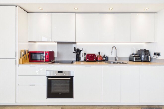 Lyon Road, Harrow, HA1