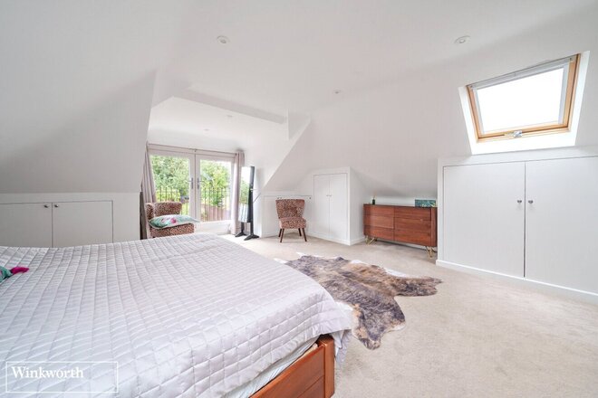 Byfleet Avenue, Basingstoke, RG24
