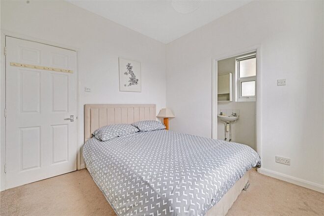 Salusbury Road, London, NW6
