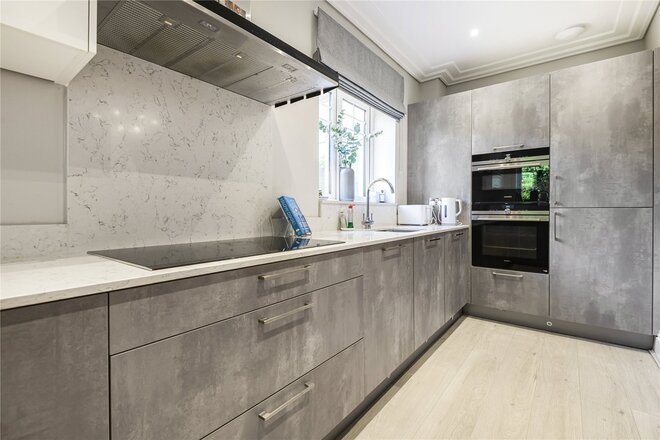Coombehurst Close, Hadley Wood, EN4