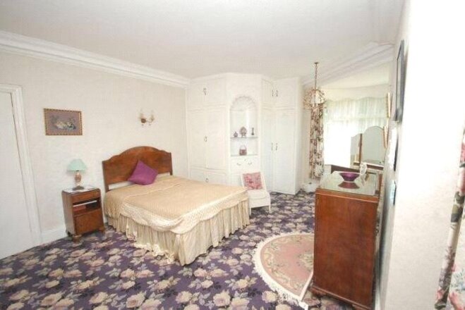 Hove Park Road, Hove, BN3