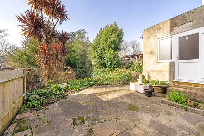 Dog Kennel Hill, East Dulwich, SE22