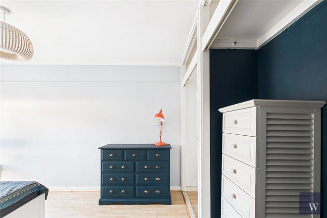 Cherry Laurel Walk, London, SW2