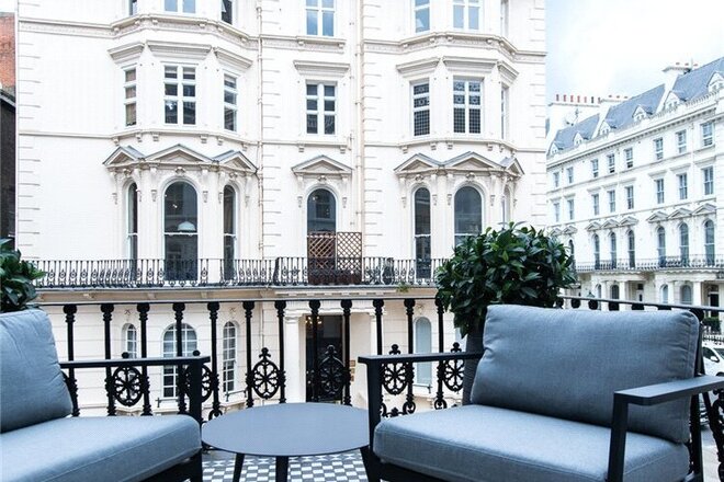 Prince Of Wales Terrace, Kensington, W8