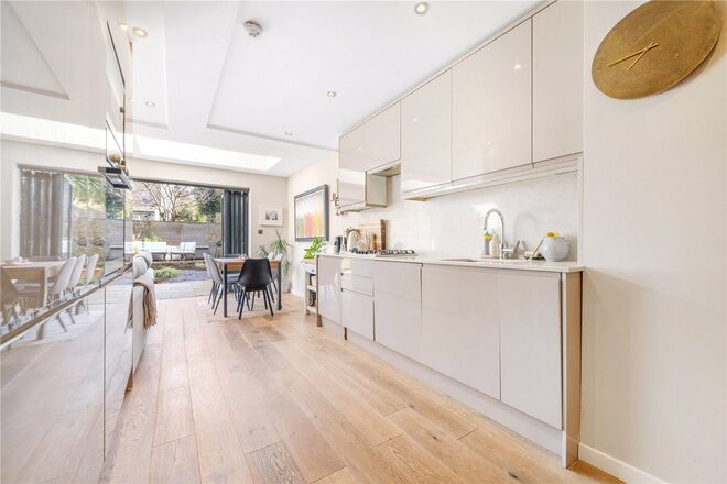 Lordship Lane, London, SE22