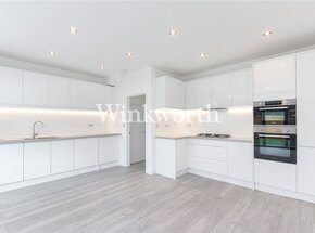 Berwick Road, London, N22